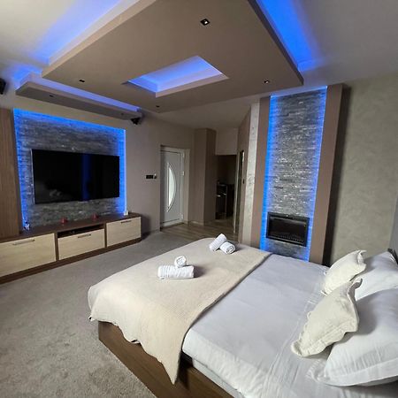 Apartmani Aso-Ler Kukujevci Exterior foto