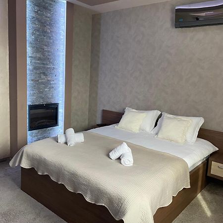 Apartmani Aso-Ler Kukujevci Exterior foto